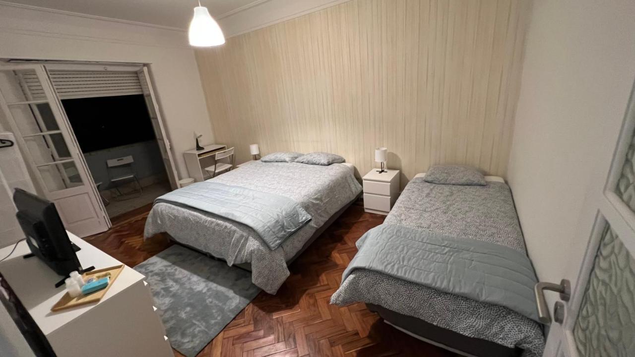 Habitacion Privada Para 3 Grande Con Balcon Lisboa Exteriör bild