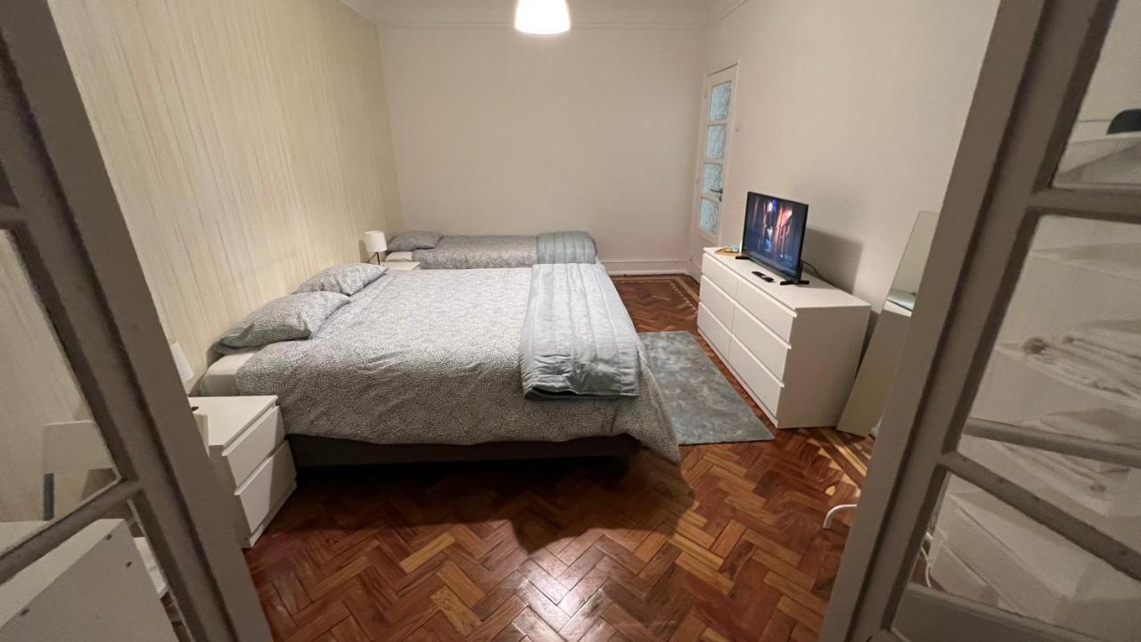 Habitacion Privada Para 3 Grande Con Balcon Lisboa Exteriör bild